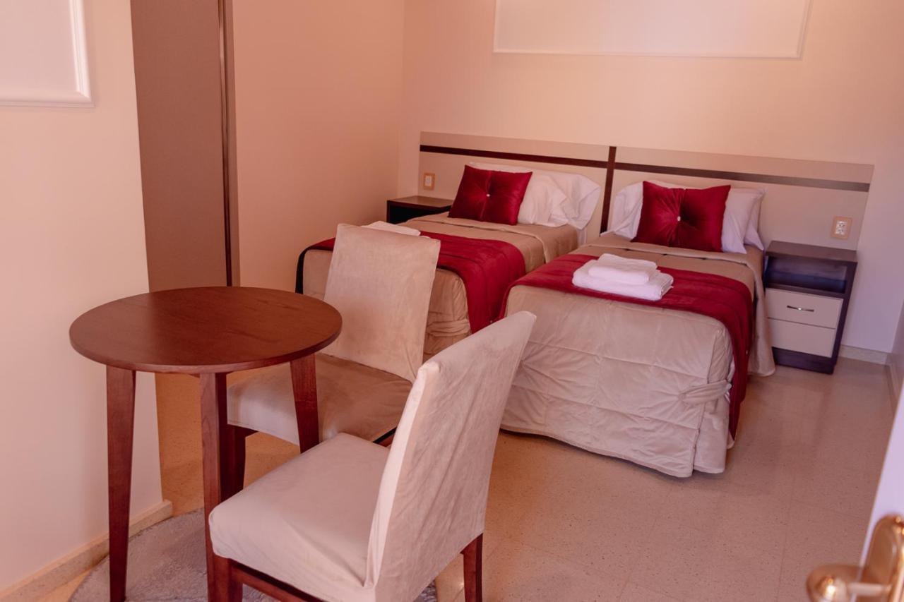 Hauer Hotel San Vicente  Exteriör bild